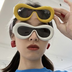 2024 Korean-style fashion, integrated metal sunglasses, cross-border wholesale, trendy, versatile sunglasses for men and women.