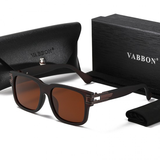 European and American large-frame polarized sunglasses for men, high-end driving glasses, retro and trendy full-frame sunglasses with sun protection. European and American large-frame polarized sunglasses for men, high-end driving glasses, retro and trendy full-frame sunglasses with sun protection.