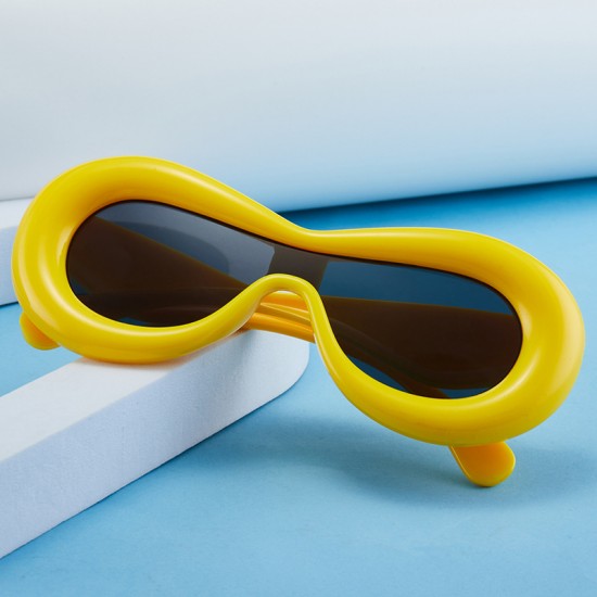 2024 Korean-style fashion, integrated metal sunglasses, cross-border wholesale, trendy, versatile sunglasses for men and women. 2024 Korean-style fashion, integrated metal sunglasses, cross-border wholesale, trendy, versatile sunglasses for men and women.