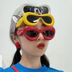 New multi-color bubble sunglasses, European and American Instagram-style cat-eye sunglasses, trendy fashion, influencer runway sunglasses