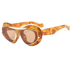 2024 new diamond-plated triangular cat-eye sunglasses, trendy and versatile sunglasses for influencers